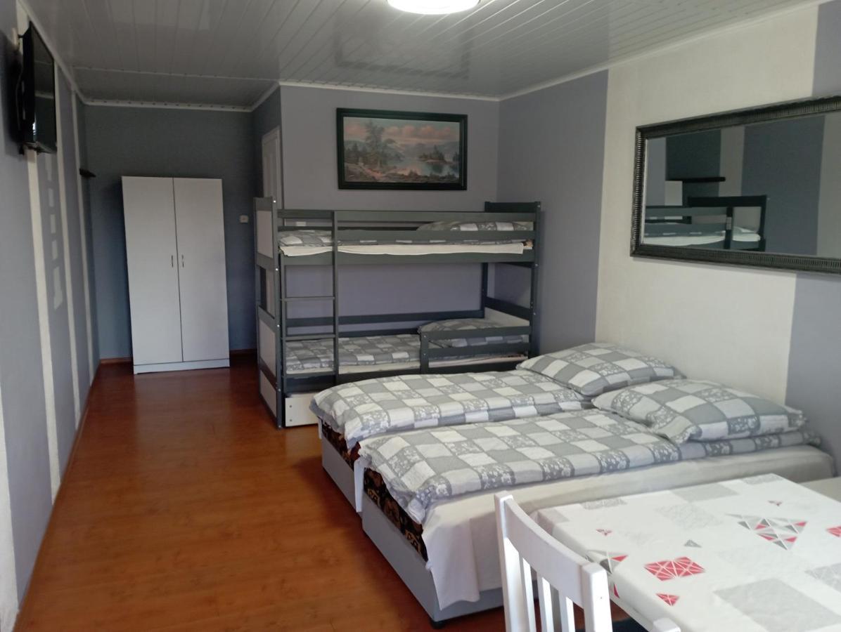 Anrema - Pokoje 21M2 Swarzewo Kültér fotó