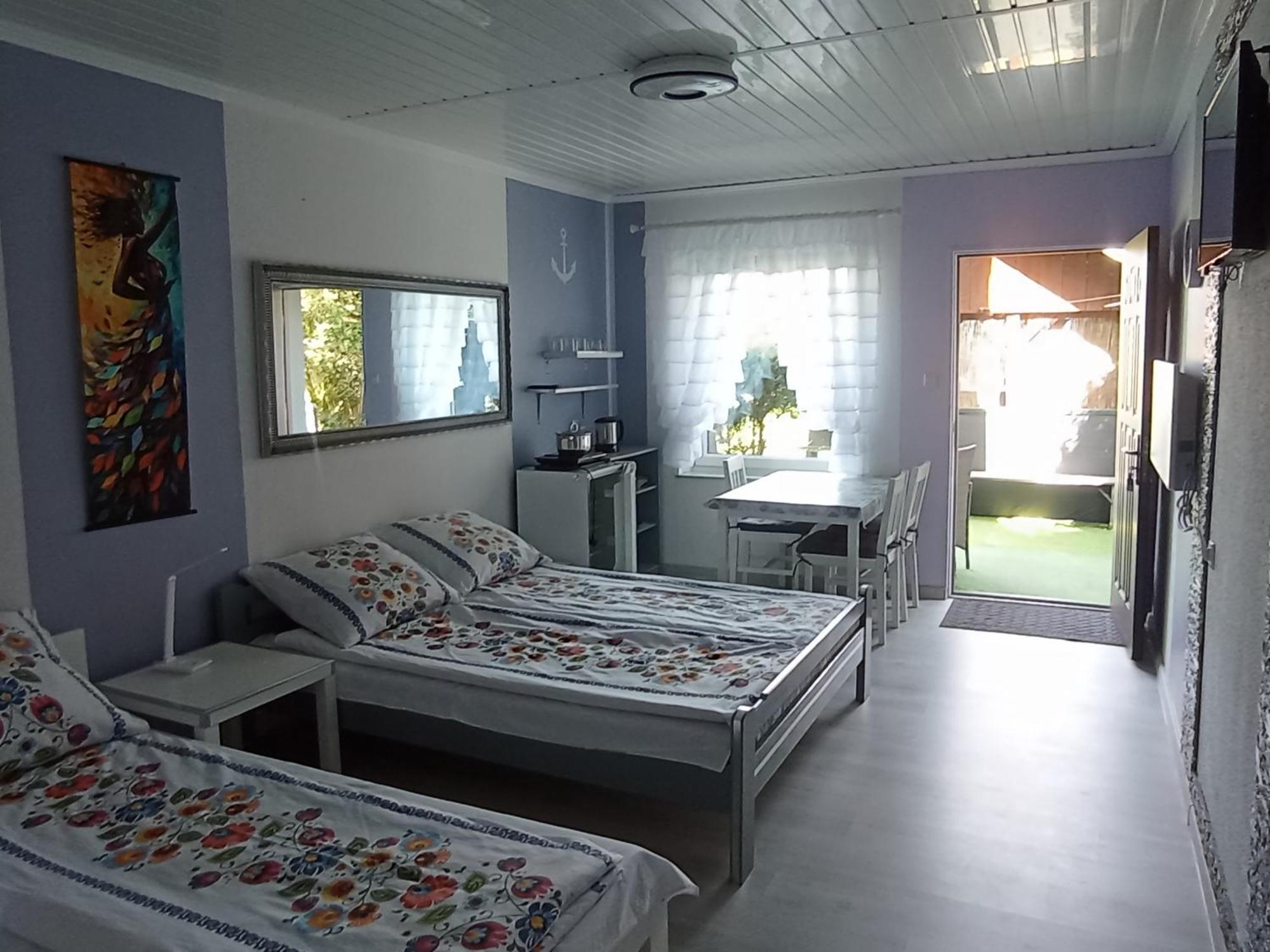 Anrema - Pokoje 21M2 Swarzewo Kültér fotó